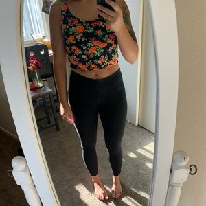 Crop top size large ☀️